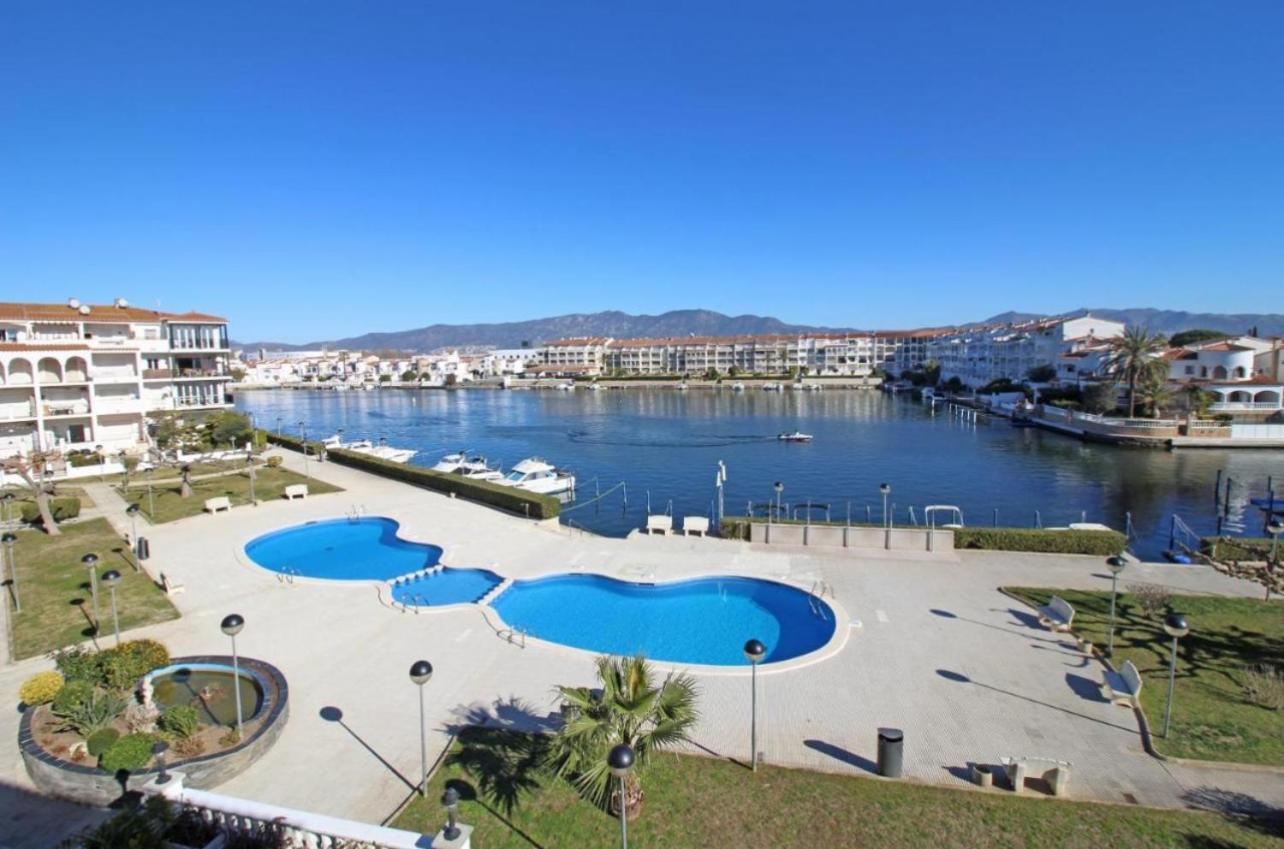 Apartamento Gran Lago Con Vistas Al Canal 엠푸리아브라바 외부 사진