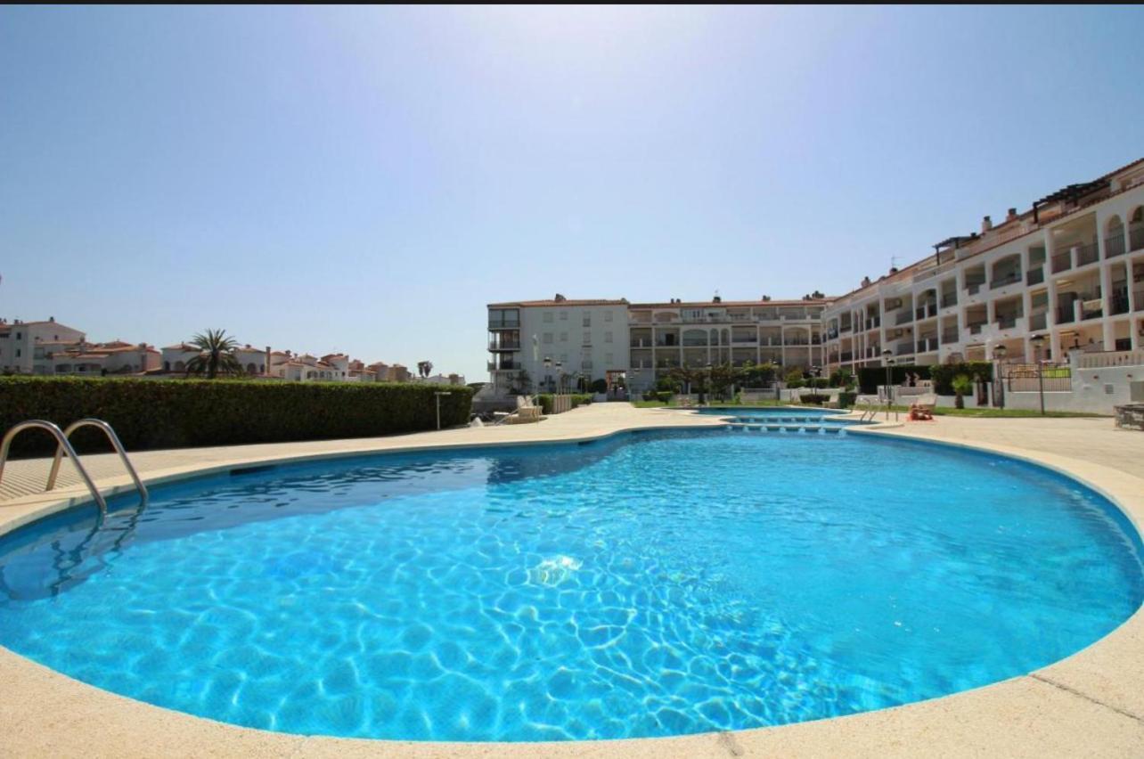 Apartamento Gran Lago Con Vistas Al Canal 엠푸리아브라바 외부 사진